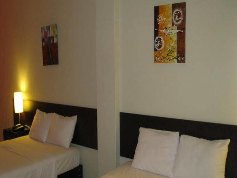 Hotel Fatima Inn Tarapoto Extérieur photo